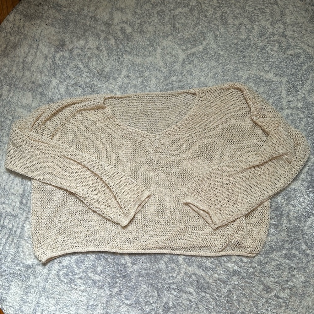 Cream scoop neck cover top